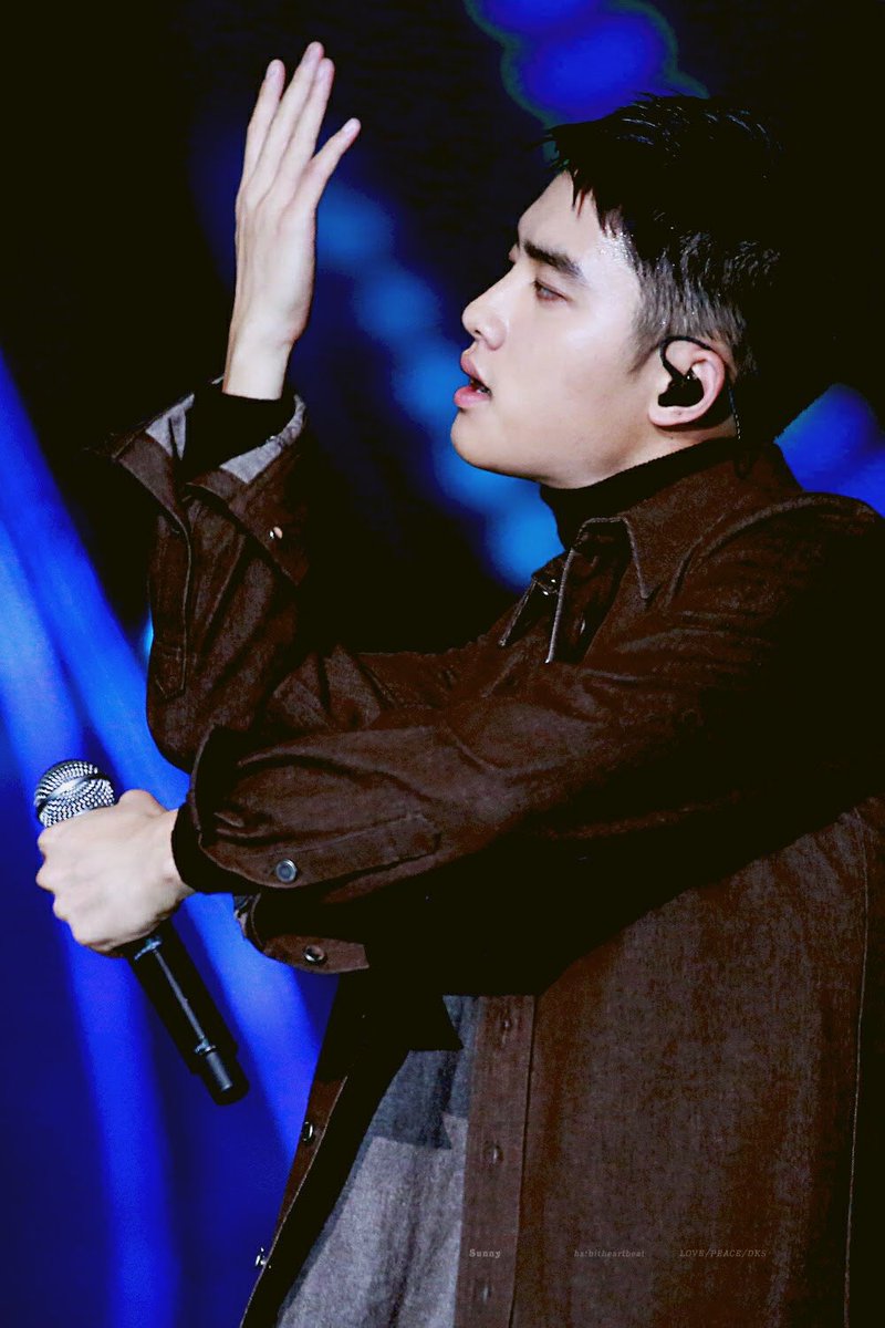 *•.¸♡ 𝐃-𝟑𝟑𝟒 ♡¸.•* #도경수  #디오  @weareoneEXO