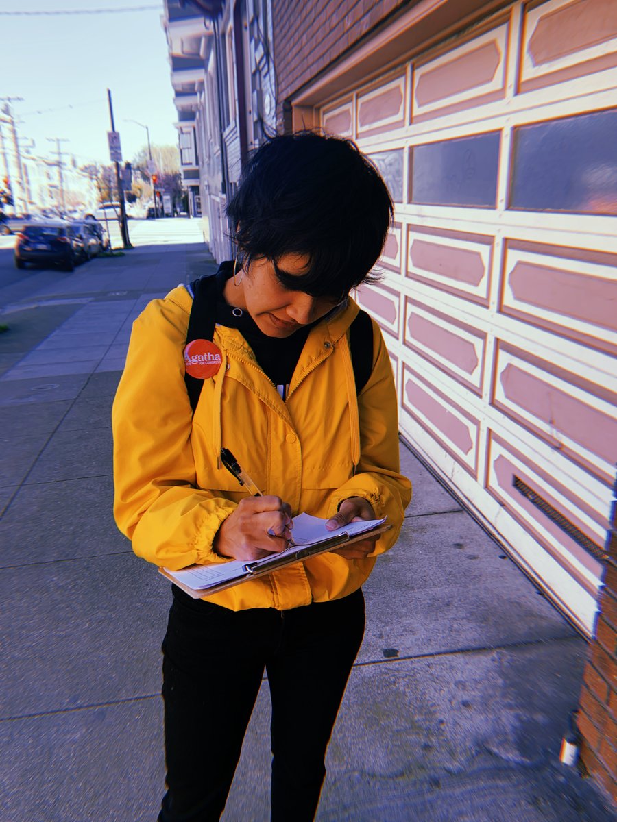 AgathaBacelar's tweet photo. We have awesome volunteers in every neighborhood in the city making sure people know about our campaign and the March 3rd primary.
#ElectTheFuture #TheStatusQuoMustGo #AgathaForCongress https://t.co/OLedWcrtOg