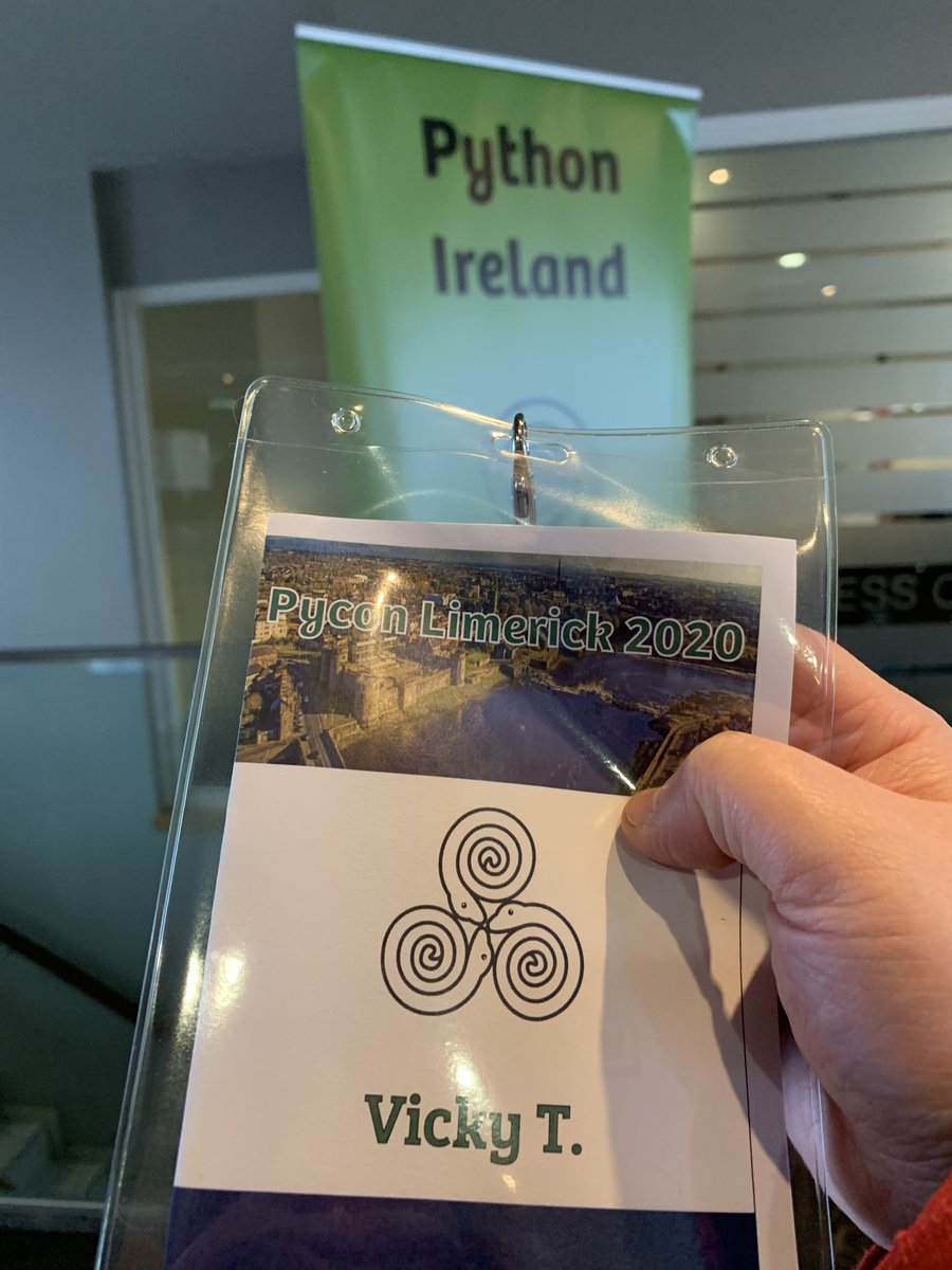 whykay's tweet image. Made it to #PyConLM 🙌🏼