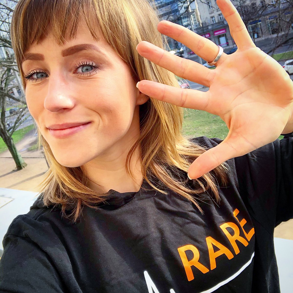 29.02 >>> #RAREDISEASEDAY!
Macht mit und spendet ein #High5 für alle #Seltenen 🦓🥳
Einfach ein Foto mit dem #High5forRareDiseases posten und mit jedem 5. Bild 5€ an die @ACHSEeV spenden 💰
Mehr Infos: High5-Selten.de