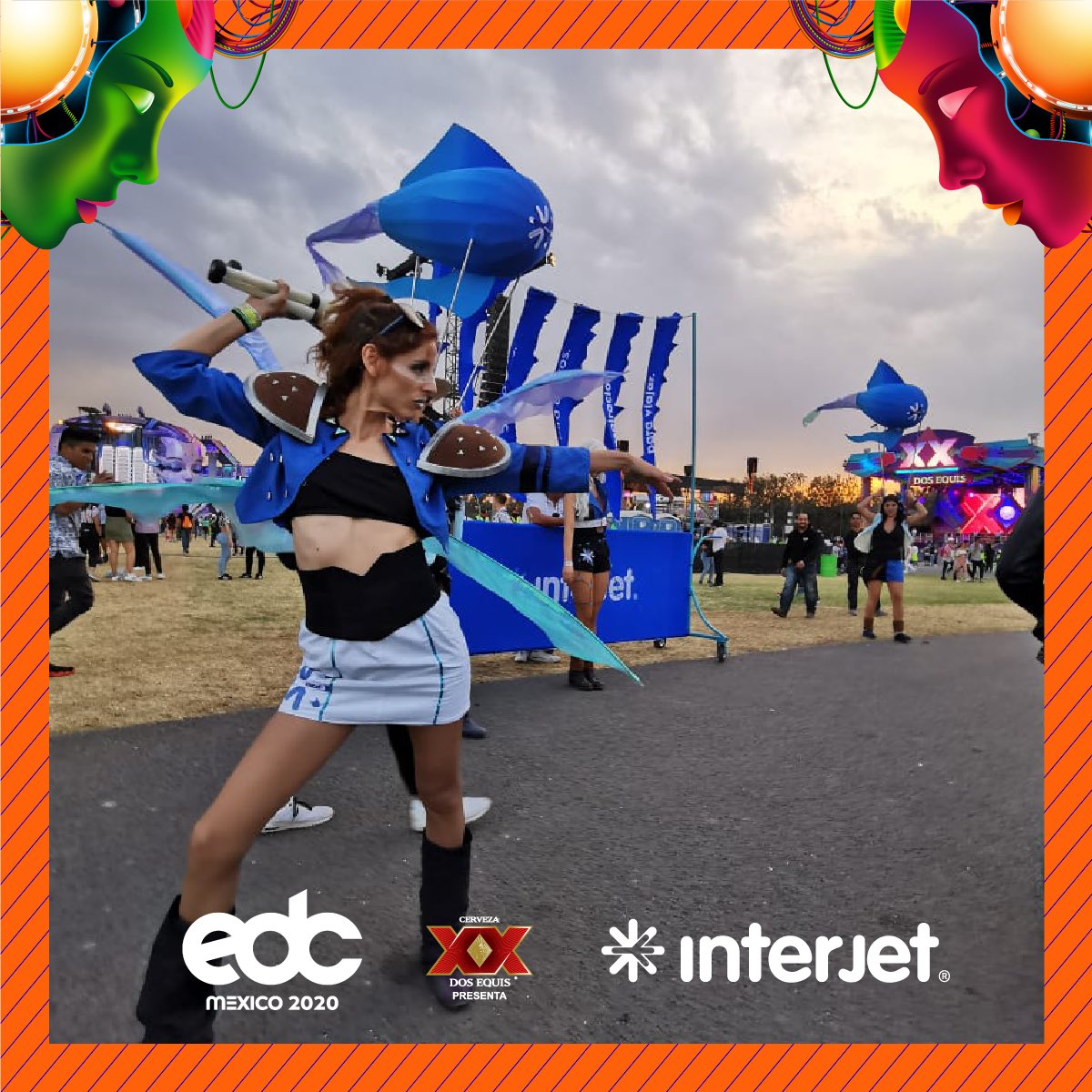 interjet's tweet photo. Así vivimos el 1er día del mejor Festival de Música Electrónica en México 🎆🔊🎶 #InterjetEDC https://t.co/X0zgekKAQA
