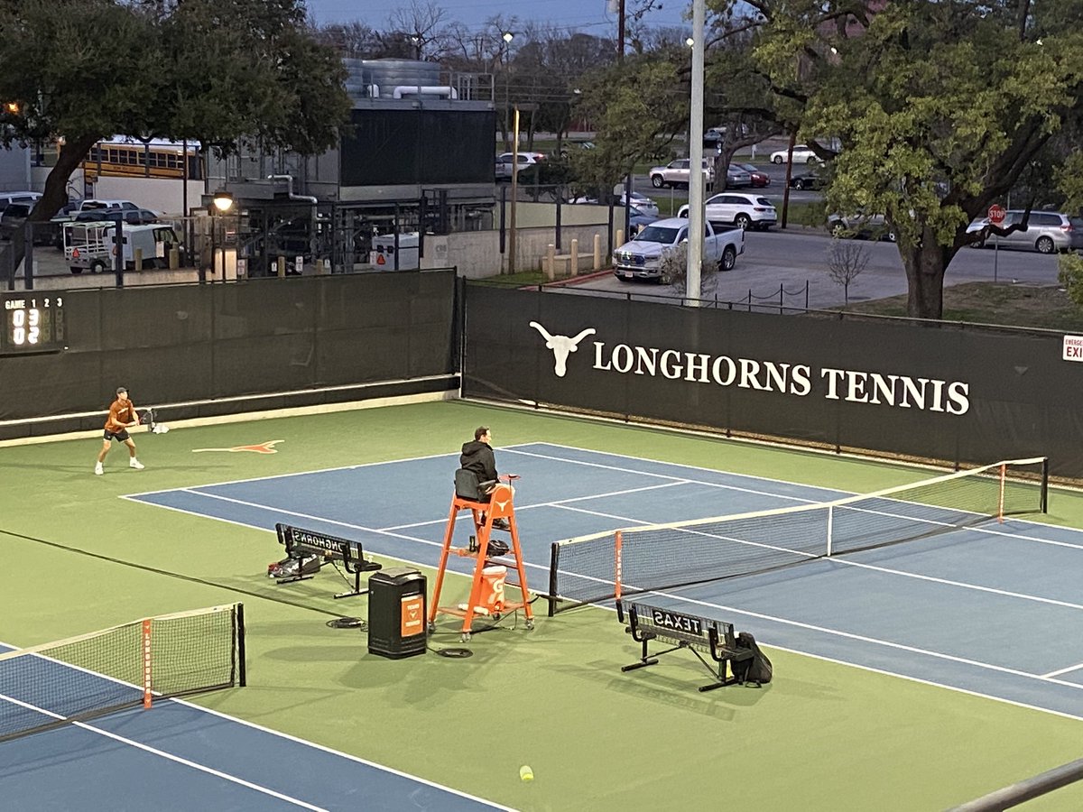 BoosterCr's tweet photo. The @CRHSTennis team went to watch the @TexasMTN match against Stanford.  Great playing!  Go Horns! https://t.co/yZaJuDv0c5