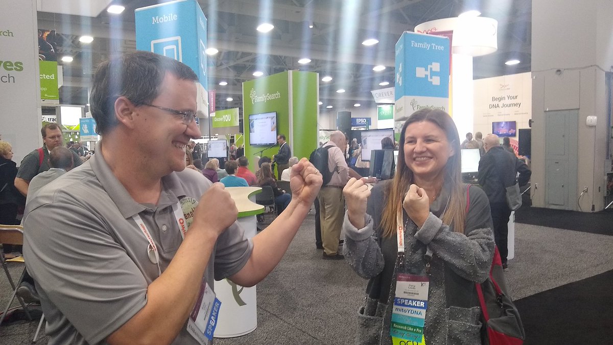FHFanatics's tweet photo. Despite the bad lighting this morning on the final day of #Rootstech it's the battle of DNA speakers @FHFanatics vs @LeedsMethod . JK. https://t.co/xXvF3PVVuN