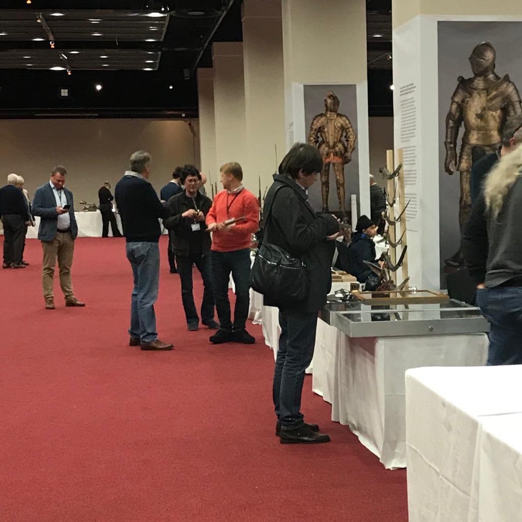 The Sixth Antique Arms Fair incorporating the Park Lane Arms Fair has been well underway, with record visitor numbers and a positive response to our new larger venue complete with cafe and bar. We close at 3.00 today
#antiquearmsfair #armour #saturdayinlondon #armour