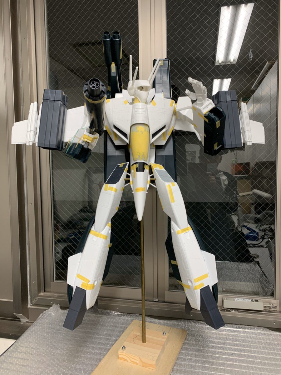 1/20PLAMAX バトロイドストライクバルキリー試作検討モデル 最小限の金