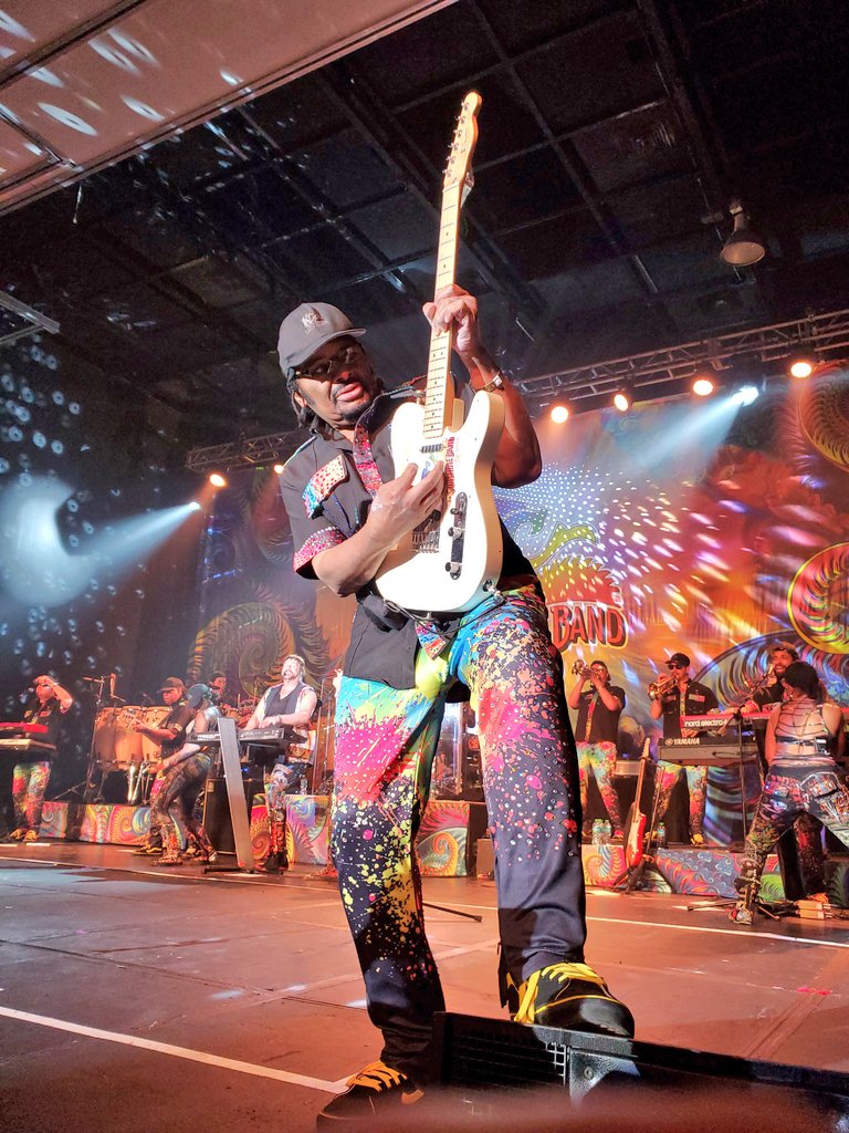 Down_With_ElRey's tweet photo. All guests are the #Rockstars @HRHPuntaCana #MadeToRock #TheGuestsAreTheStars #ThisIsHardRock https://t.co/z6K3vykvKv