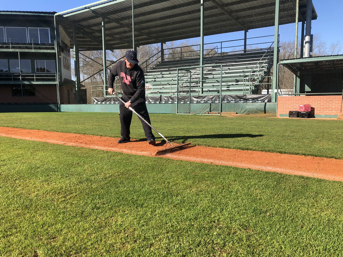 mattscase's tweet photo. West Lauderdale baseball coach Jason Smith is out at Jerry Boatner Field at 8 am, getting the grounds ready for the Knights‘ doubleheader in four hours @meridianstar #Extra24 https://t.co/l7V52ztey0