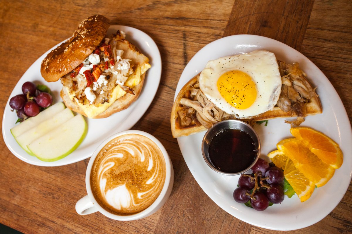 CafeLuna504's tweet photo. We've got one rule: Come hungry. https://t.co/HGPSKwSf0o