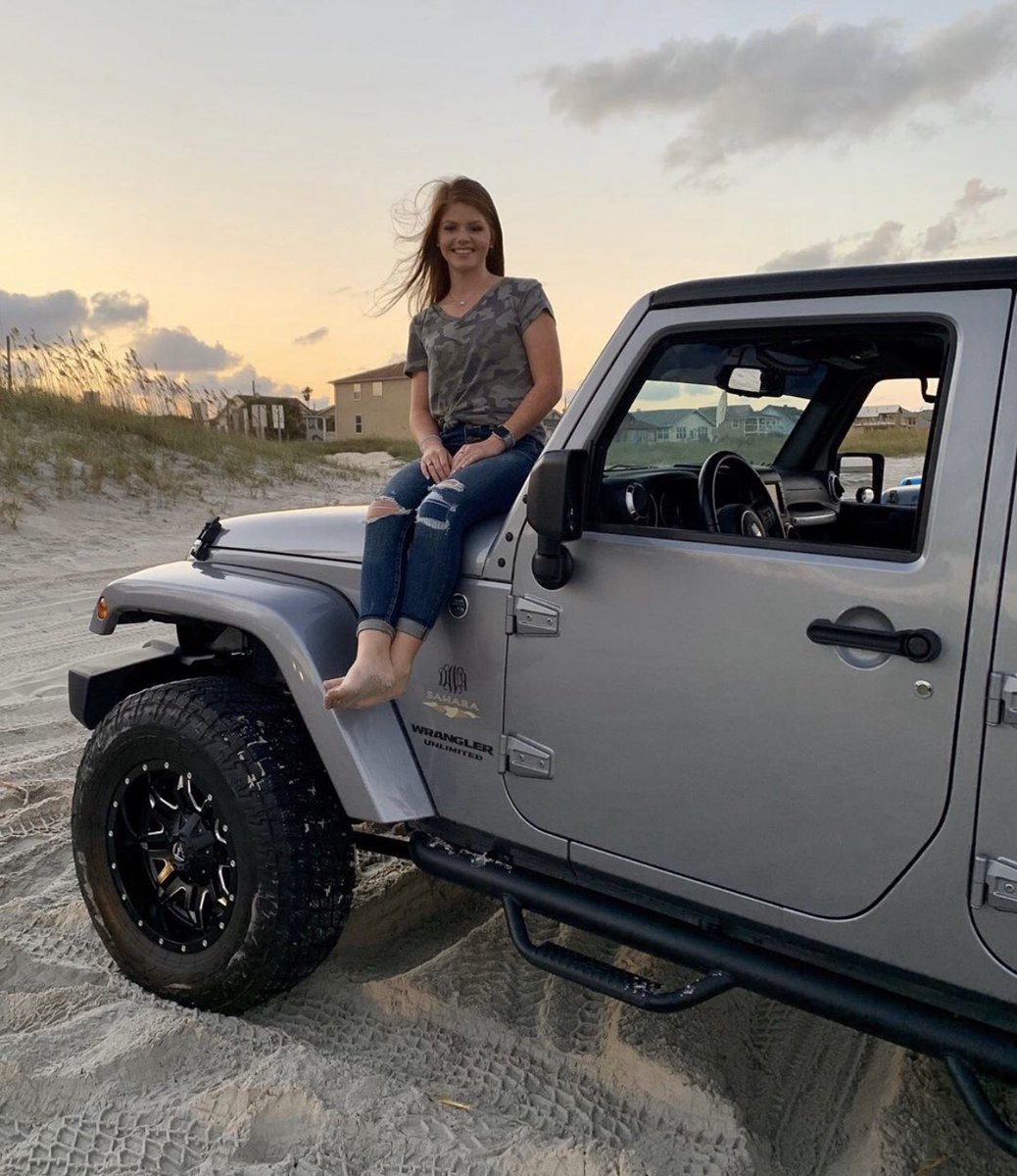 JeepTees's tweet photo. 😍🥰 @jeepinjolene https://t.co/FH5Bb8WAOA