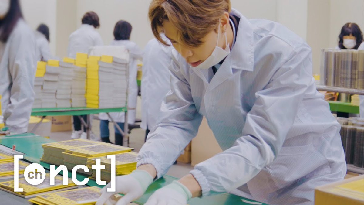 SeoJohnnyBr's tweet photo. [#OFICIAL] 01.03.20 - Neo Zone albums | How It’s Made | Johnny’s Communication Center (JCC) Ep.17
https://t.co/AkLySV5mKb

NCT 127 The 2nd Album
〖 NCT 127 Neo Zone 〗

NCT 127 〖 영웅 (英雄; Kick It) 〗
🎬MV ➫ 2020 03 05
💿Música ➫ 2020 03 06”

#NCT127 #NeoZone
#영웅 #KickIt https://t.co/pwOpwqQEaN