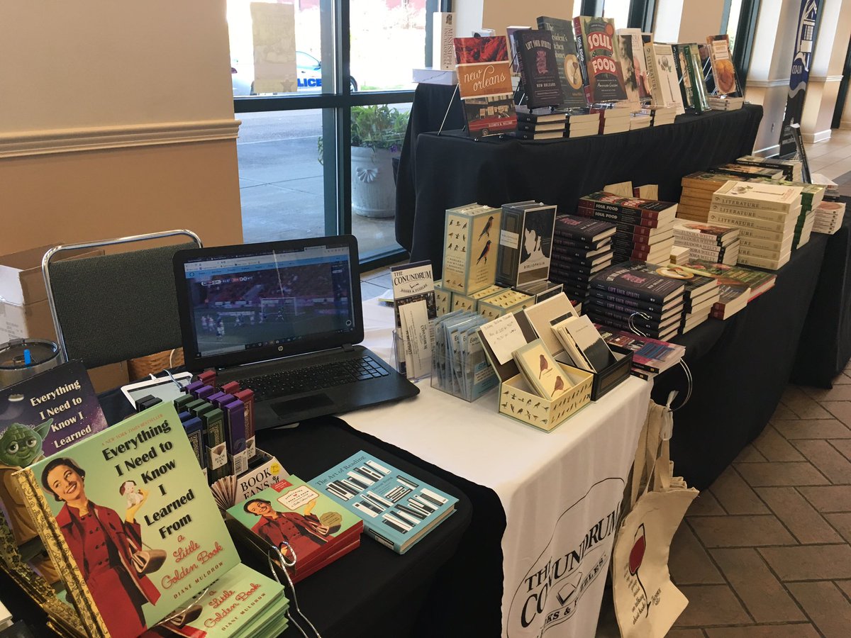 MACquotes's tweet image. Sorry to not be in The UK with Rob watching the game at Doncaster today but making the most of it watching on iFollow from my table at The Natchez Literary and Cinema Celebration today . COYB !
