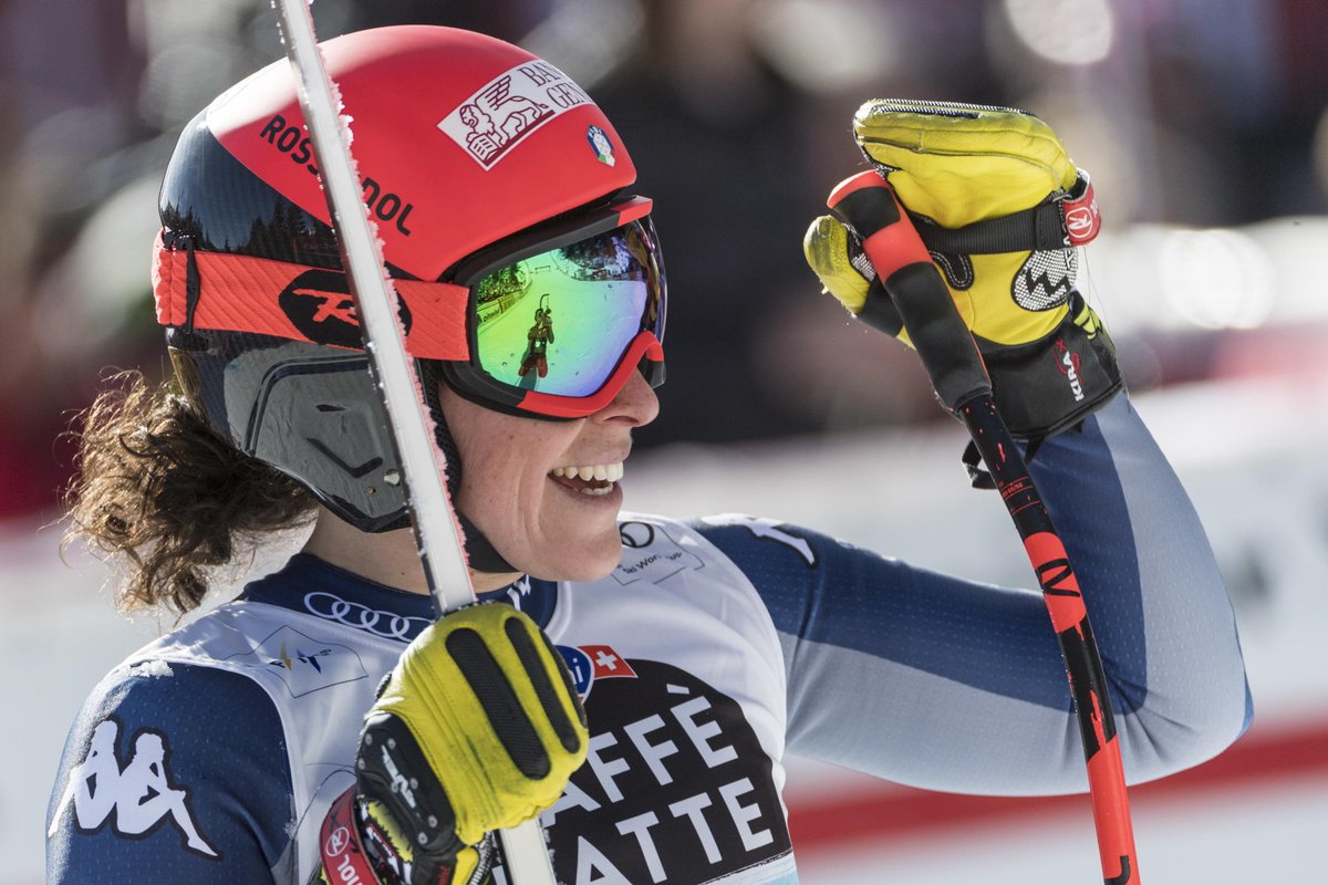 ItaliaTeam_it's tweet photo. ANCORA SUPER FEDE! 🤩

In Coppa del Mondo a La Thuile seconda piazza per @FedeBrignone nel SuperG! 

RT e tutti sulla neve! ❄

#ItaliaTeam @Fisiofficial https://t.co/dOng1Q96yX