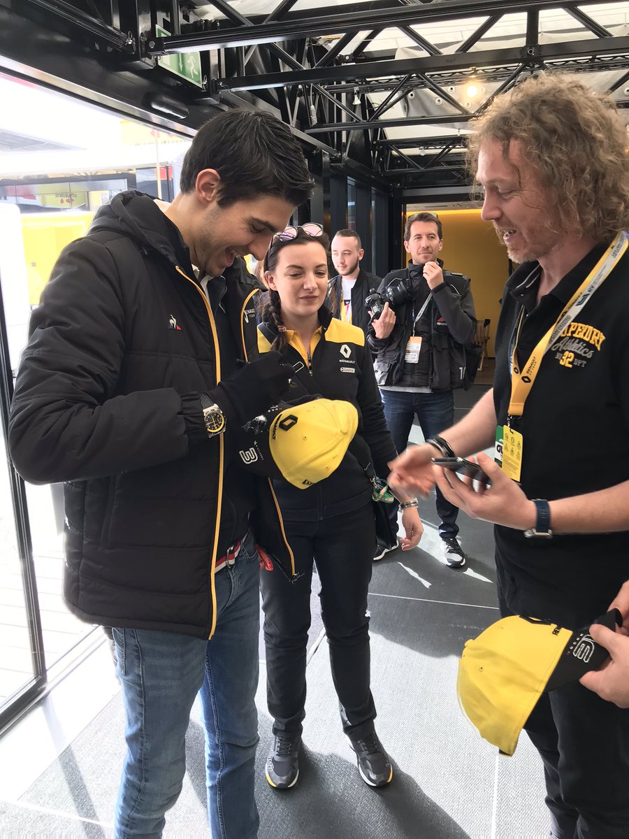 GavinAston's tweet photo. Awesome day with clients at #F1Testing probably more sanitizer than fuel consumed by the teams this week, new @Castrol @RenaultF1Team @PerkinElmer lab is super cool https://t.co/Yl1ujbovx8