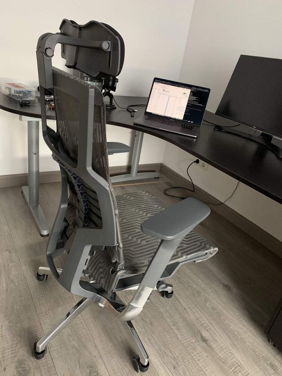 Roy 🚀 tweet media