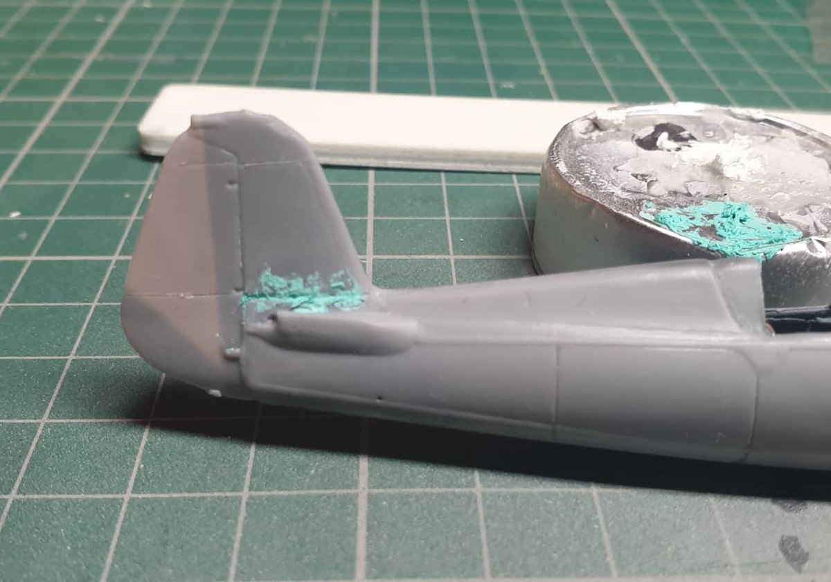 Plastic_Alchem's tweet photo. Filling time on the IAR-80. #ww2 #miniaturas #miniatures #172scale #plasticalchemist #plasticmodel #airfix #airfixmodels #scalemodel #scalemodelworld #scalemodelling #plasticmodelworld #collectors #aircraft #scaleaircraft #plasmo #modelcraft #airbrush #scaleaircraft #IAR80 https://t.co/KawhouaVUc