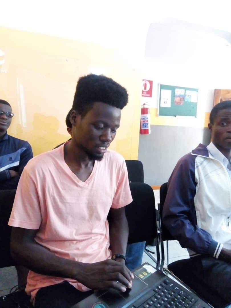 forLoopZambia tweet media