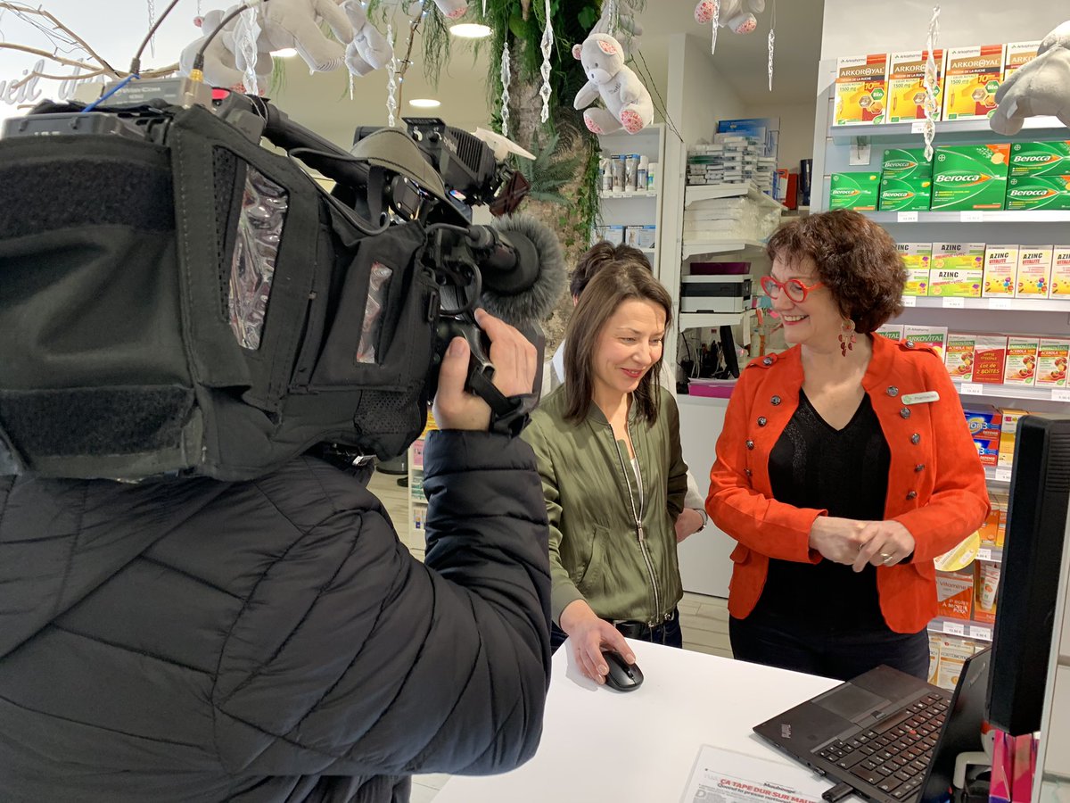 alibenbournane's tweet photo. lassés des critiques régulières sur leur ville @VilleMaubeuge les commerçants ont réécrit la chanson « un clair de lune à Maubeuge » sur un  mode plus joyeux @infofrance3 reportage ce soir @AngeliqueSouche https://t.co/UoCZpVxGiV