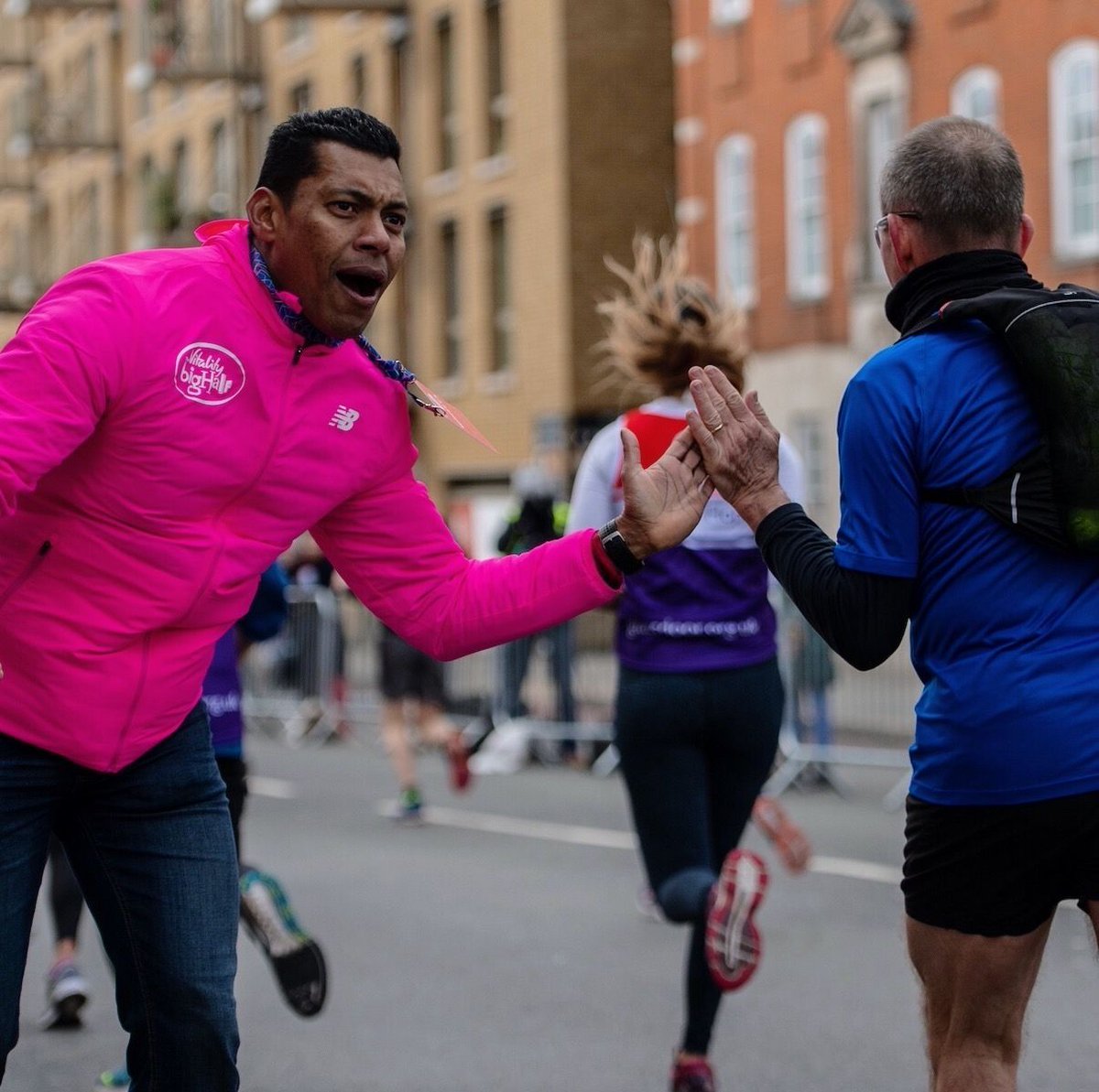 NewBalanceUK's tweet photo. Good luck to all New Balance #BigRelay and Vitality @OfficialBigHalf runners tomorrow!
Bring your medal (and a +1) to The Runaway 12-6pm and join us for a celebratory 🍺 - on us
12-6pm @ 59 Greek Street, London, W1D 3DZ https://t.co/mnm0J0rZEC