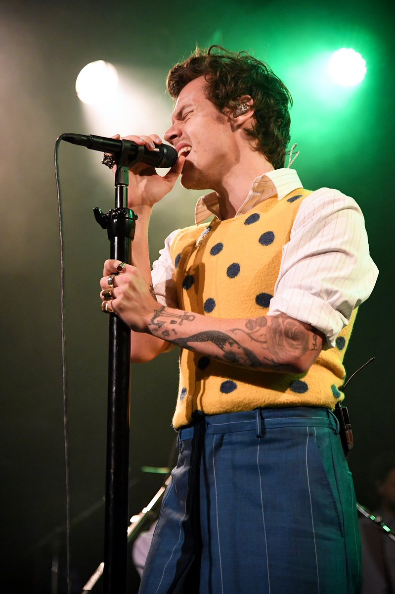 Harry_Spain's tweet photo. 📸 Sirius XM Secret Session en NY. 28.02. https://t.co/1erZTdSygl