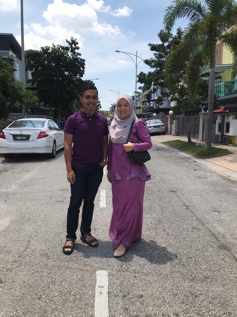 lalaodone's tweet photo. Best jugak pakai baju warna matchy2 ni, tp lagi best klu matchy2 kat pelamin ehh😝
#myplusone
#doayangbaikbaik💕
#leebiiyuuhiks https://t.co/N75zruz0k5
