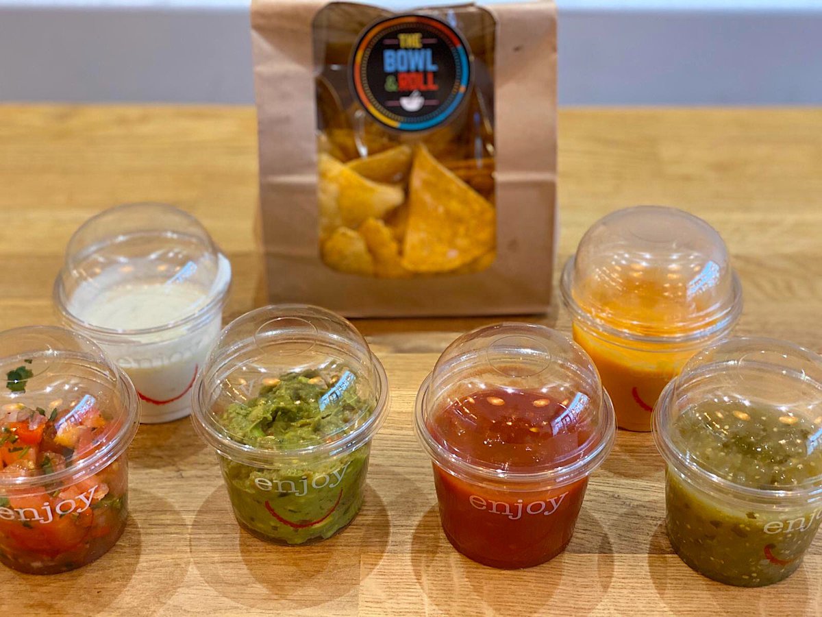 Eat out or get food delivered right to your door - either way the weekend is for eating well <a href="/thebowlandroll/">The Bowl & Roll</a> #poke  #Mexicana #colourfulfoodisgoodfood #guiltfreefastfood #eatlocal #Teddington #teddingtonhighstreet