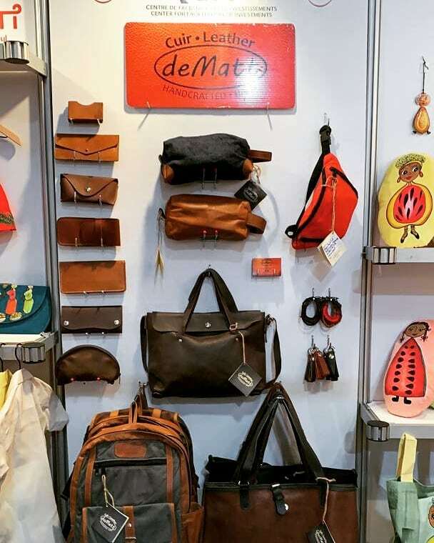 ldematteis1's tweet photo. deMatt leather accessories! 
#fashion #slimleatherwallet #minimalist #luxurybag #luxurybags #leathercraft #faitenhaiti #fashionable #leatheraccessories  #leatherbag #leatherbags #leatherette #leathertote #leatherhat #fashionable  #luxuriousleather #madei… https://t.co/vJwgTZE4Vo https://t.co/N5gaFRtQmg