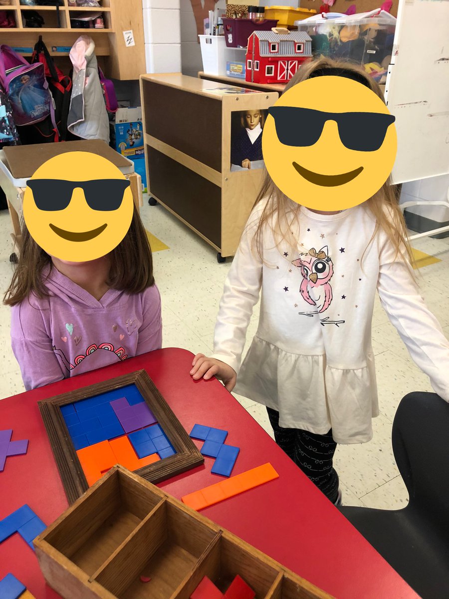 mslupoteaches's tweet photo. Pentomino fun! Working on spatial awareness! #gandynumeracy #gandyfdk https://t.co/YXDMQJDDVp