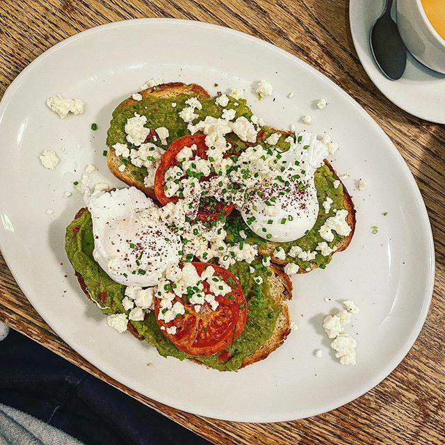 TimPatten2's tweet image. Spiced avocado and feta on toast from @neighbourhoodcafeliv for brunch. A beautifully quaint shop that hands down  makes one of the best avo on toast I’ve had 😍
.
.
.
.
.
.
.
.
.
.

#avocadotoast #avocado #poachedeggs #crossfit #foodie #feedfeed #cro… ift.tt/3clIC2Y
