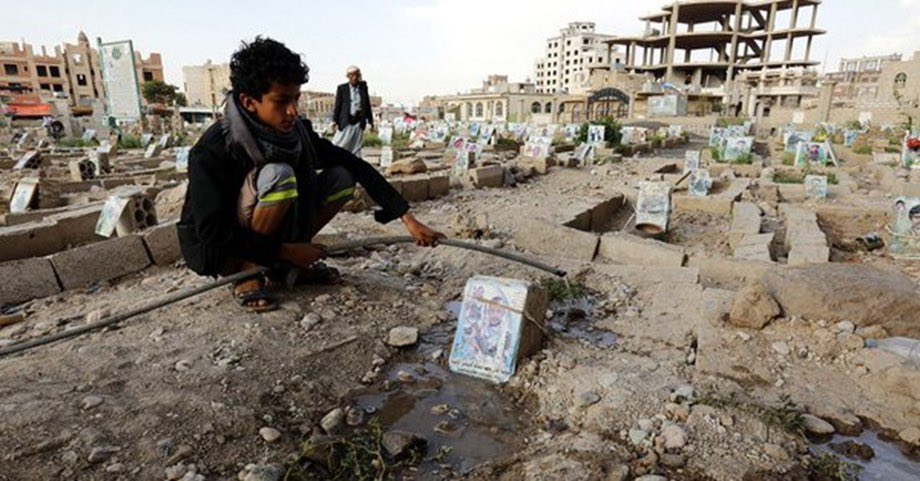 ChildrenArabi's tweet photo. The war in #Yemen has hit 1800 days. Thousands of people dead, thousands of children dying of disease, millions on the brink of starvation and yet nothing is done. The US and it’s buddies continue to make &amp; sell weapons to those who we know use them against the people of Yemen. https://t.co/bDfqDecdYu