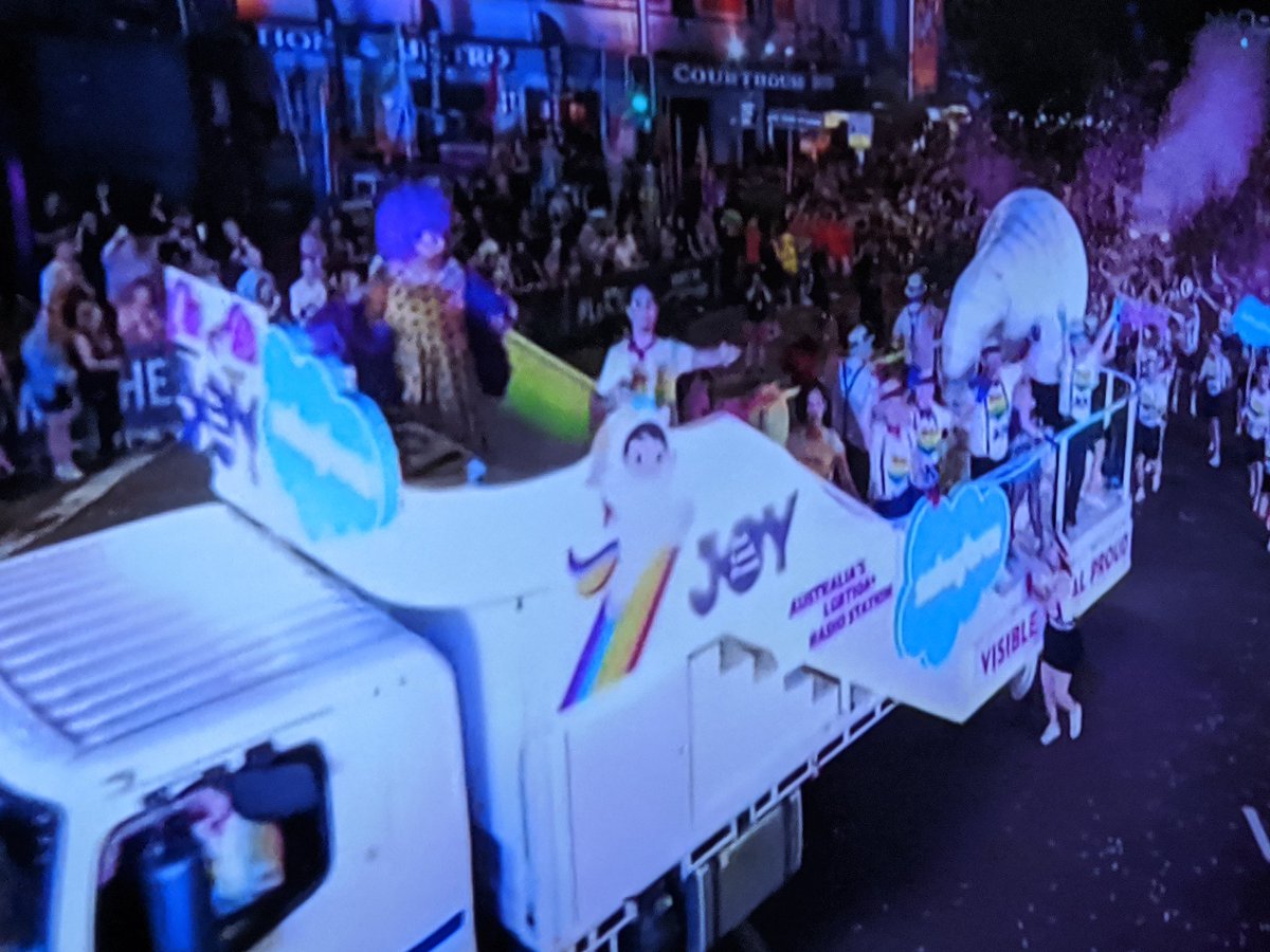 bextabooo's tweet photo. I spy the @salesforceapac float on the TV including #rainbowastro and an amazing contingent from #outforce inc allies @SalesforceEQ #equalityally #EqualityForAll #sydneymardigras https://t.co/IYKzSDHUrk