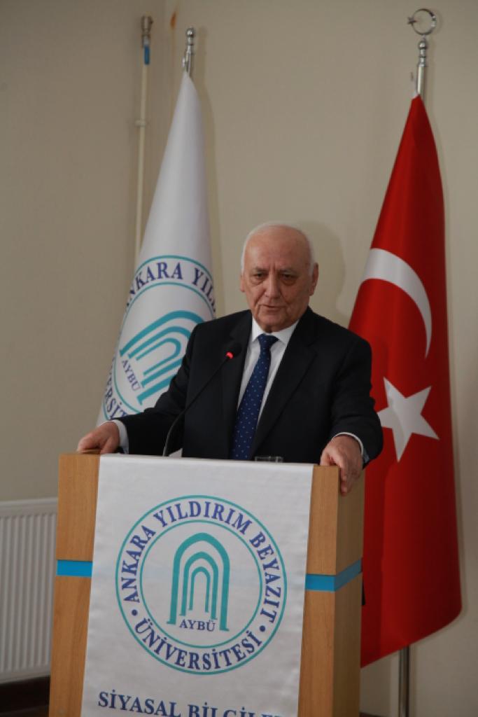 tarihdas's tweet photo. AYBÜ SBF Dekanı Prof. Dr. Kudret Bülbül başkanlığında düzenlenen panelde, AMİA Tarih Ens. Soykırım Şubesi Müdürü Prof. Dr. Vaqif Abışov, Karabağ Şubesi Müdürü Prof. Dr. Güntekin Necefli ve AMİA Tarih Ens. Direktör Yardımcısı Doç. Dr. Cebi Behramov tarafından sunumlar yapıldı. https://t.co/WNYDArb8UQ