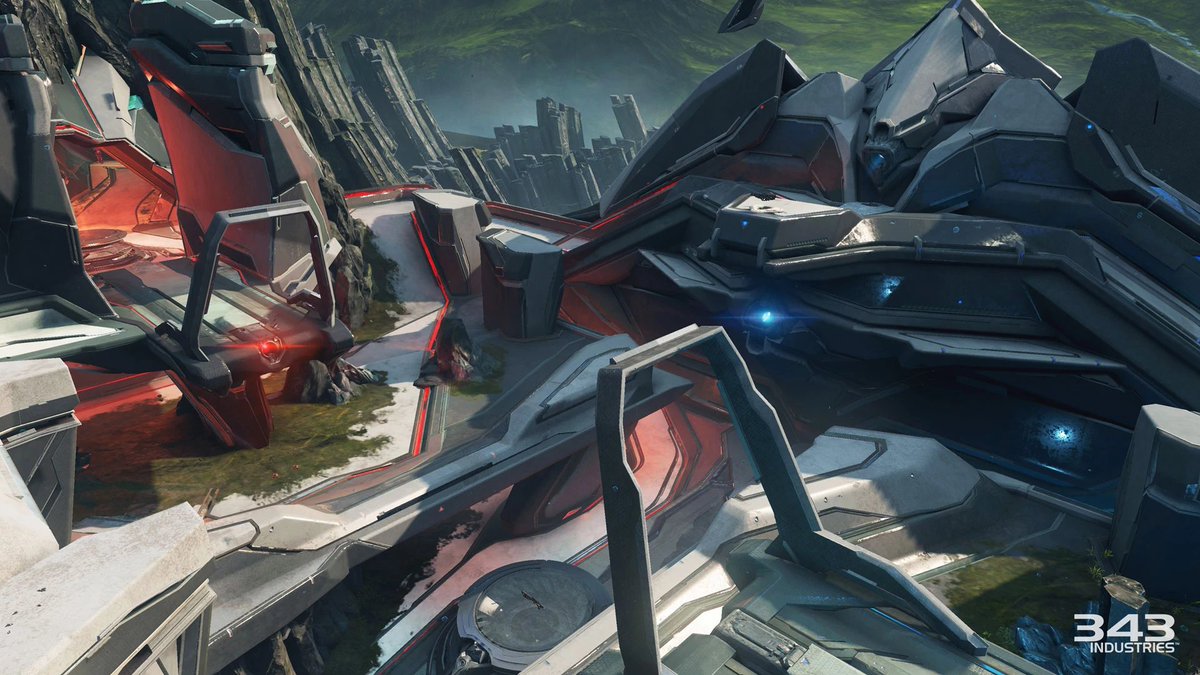 HaloDataHive's tweet photo. If a Halo 5 map was to be remade for Infinite, which map would you want? For me it would have to be Coliseum. CTF on that map was always fun. Maybe a covenant reskin would be cool. https://t.co/KClf0CO6d2