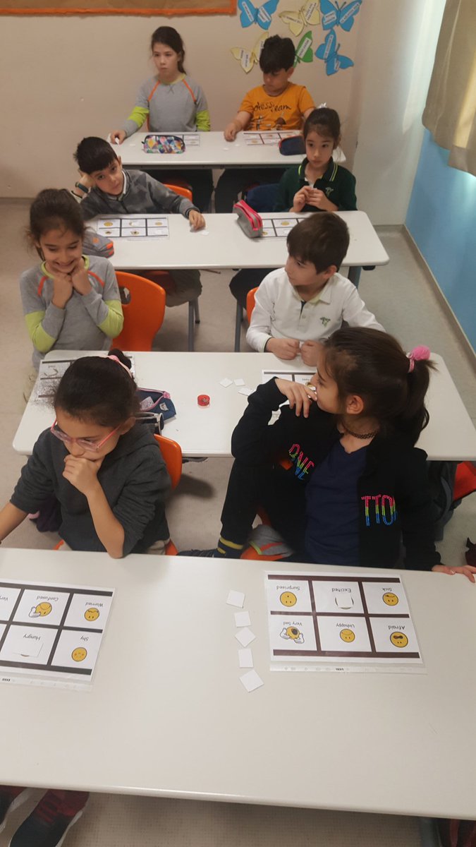 BusraSonat's tweet photo. Three, two, one
It's BING🙂 time ...
It was hilarious to play BING🙃 and revise the vocabulary: sad, happy, angry, scared, surprised, disgusted, ... etc.
😍😏🤔😓😲😤😱😡
#classroomgames #bingo #feelings #emogy #Emoji #smiley #LearnEnglish
@KvancBarlas @FundaPeksen https://t.co/Dbplh4Pdjx
