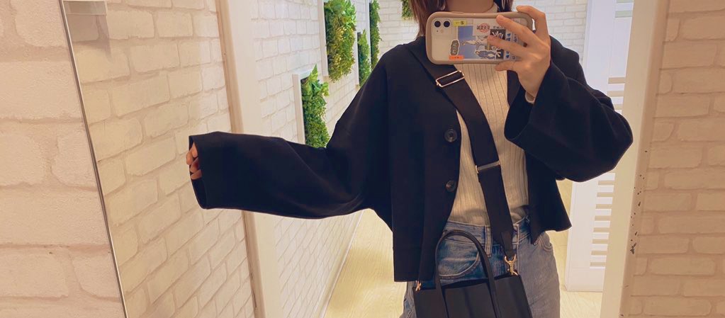 朽ち子 ユニクロユーのカーディガンやっぱりかわいい ミラノリブショートvネックカーディガン Uniqlou ワイドフィットカーブジーンズ Uniqlou ラメワイドリブタートルネックニット United Tokyo 2wayショルダーバッグ Yhaki ナイキryz365 Nike Pd