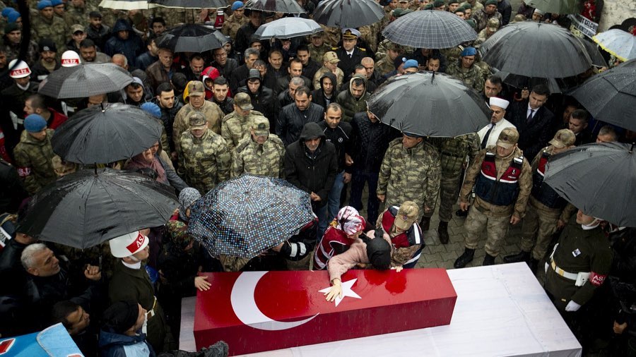 🇹🇷 Türkiye İdlib'de kaybettiği 33 şehidini son yolculuğuna uğurluyor...