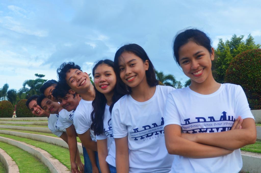 KANTeenASNHS's tweet photo. KANTeen's service crew are very much excited to delight and suffice your cravings with their continental carte du jour! Branch 1, 2&3 truly #KANTwait to serve you!
Visit our booth at the ASNHS' first campus as we celebrate our school's 46th Founding Anniversary! https://t.co/OIEo8Hzb8P