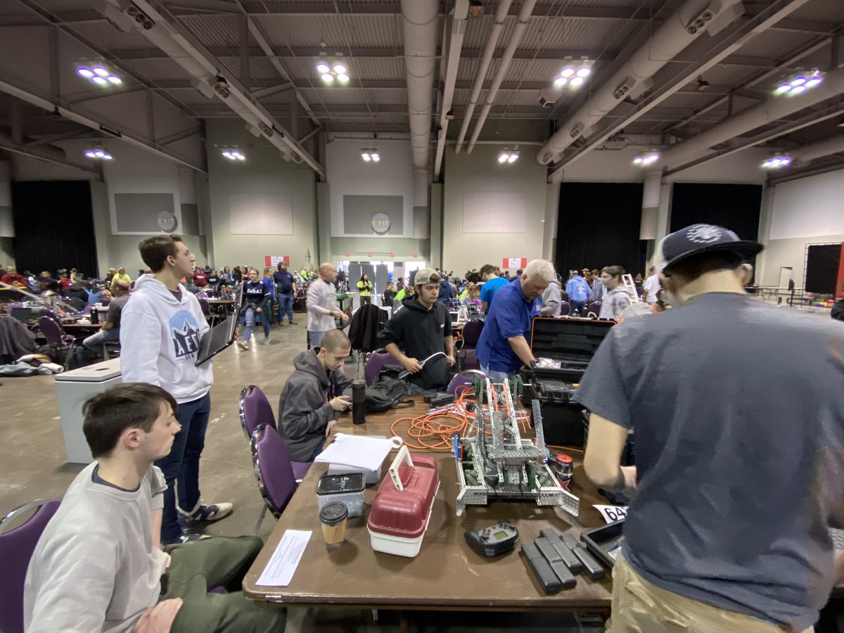 deisel68's tweet photo. #HereWeGo VEX Robotics State Championships! #RebelRobotics are passed inspection and ready for competition. #mycrcs #LetsDoThis https://t.co/GKXfaUTsSy