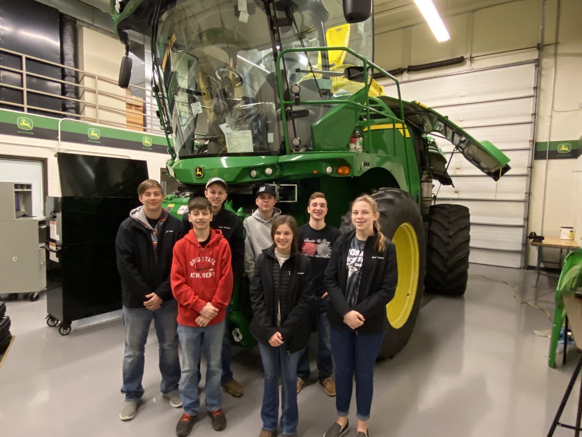 ABGOHPMSFFA's tweet photo. A group of our AFNR students got to travel to the John Deere Regional Training Center. Here they learned about the John Deere technician program and other careers within John Deere! https://t.co/sGcGtfUgBH