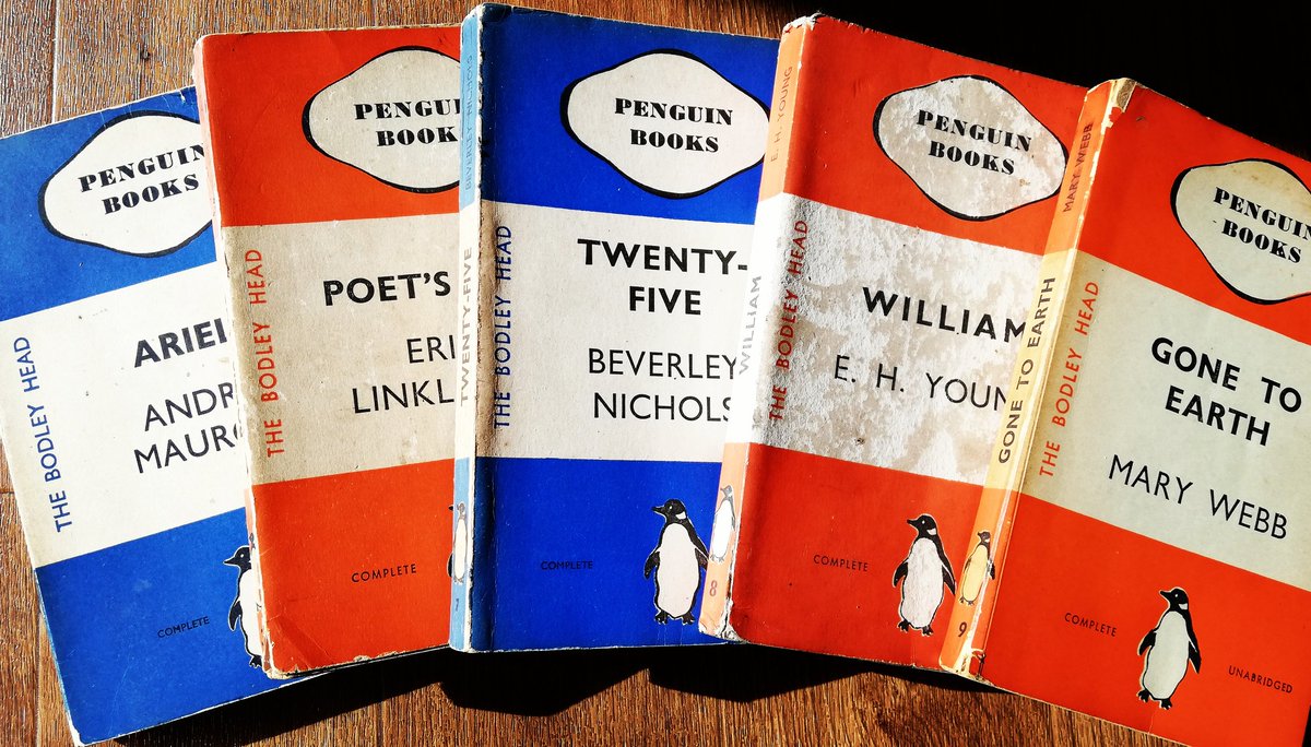 SteSharpAuthor's tweet photo. The oldest Penguins in the world!
#penguinbooks #vintagepenguin #bookcover #amcollecting https://t.co/sSCeokZM6Z