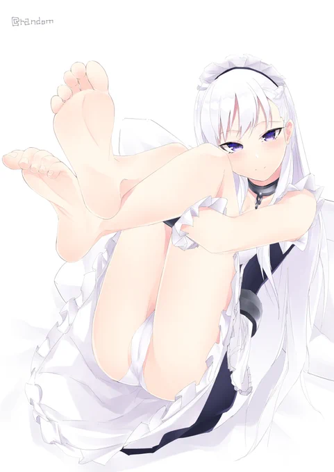 アズレン足裏集 #足裏 #素足 #アズールレーン #ベルファスト(アズールレーン) #高雄(アズールレーン) #裸足 https://t.co/OFVJH505W2 