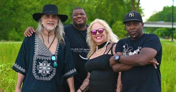 BankandBlues's tweet photo. TONIGHT!  Inspired by classic &amp; electric blues, the award winning Bridget Kelly Band has placed their unique stamp on the blues genre,. Don't miss them! Doors open at 7pm, show starts at 8pm! #BankAndBluersClub #SaturdayShow
https://t.co/oXtmpy53Pi https://t.co/Vz2DN7Ylxh