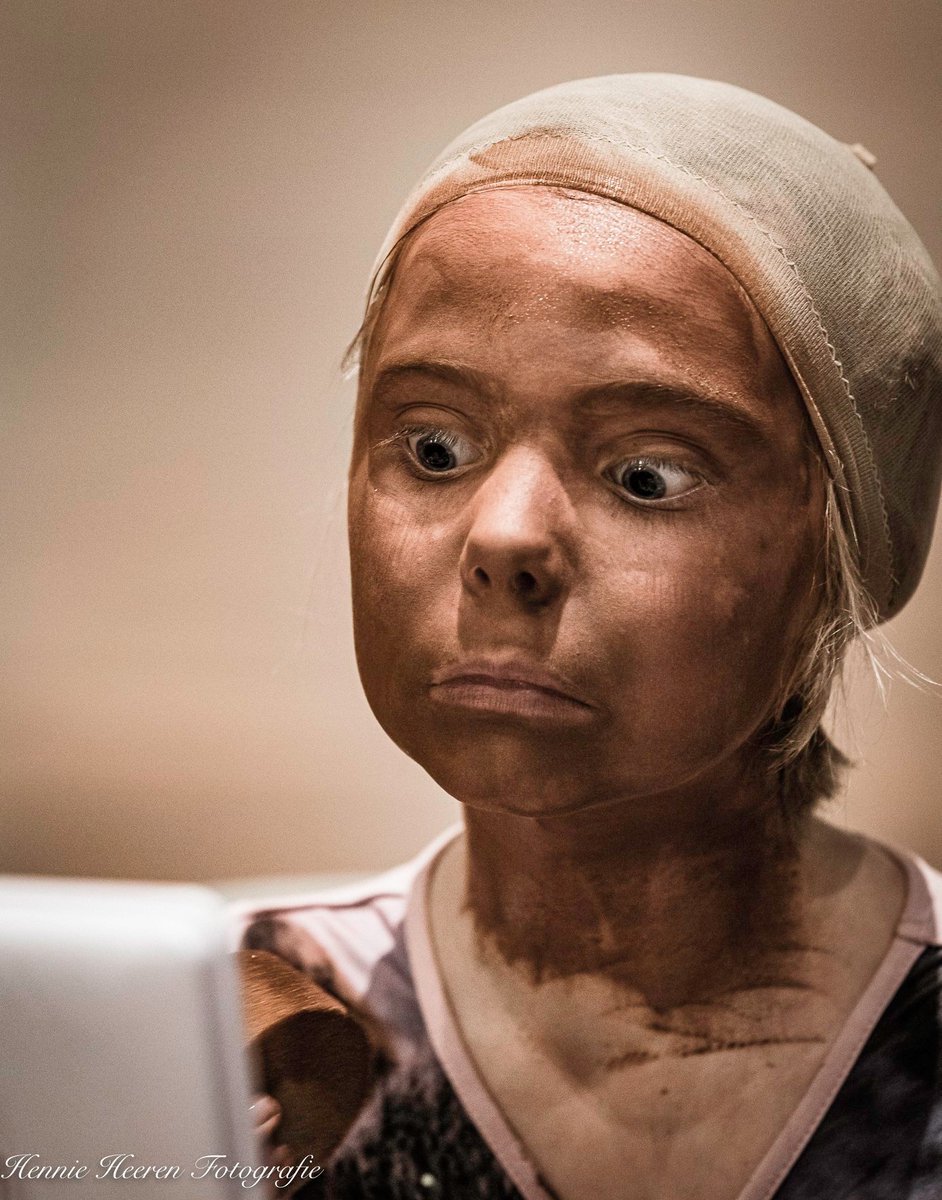 beeldiglommel tweet media