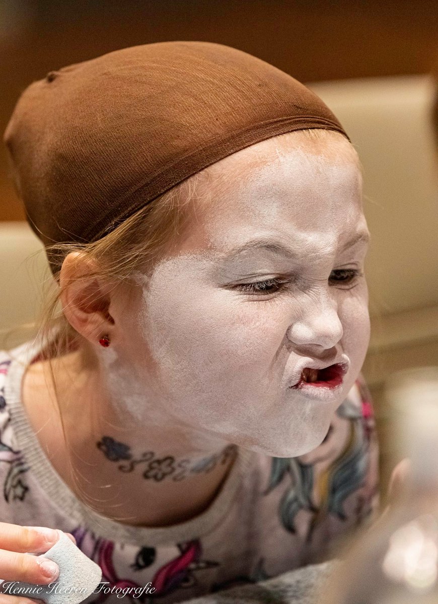 beeldiglommel tweet media