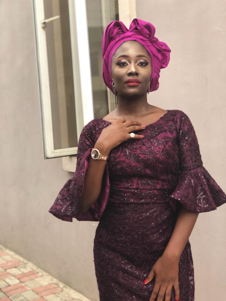 hale_emah's tweet photo. Owambe day
#FH2020
I'm not cute, I'm fierce ❤❤❤ https://t.co/UjP6rP5a6e