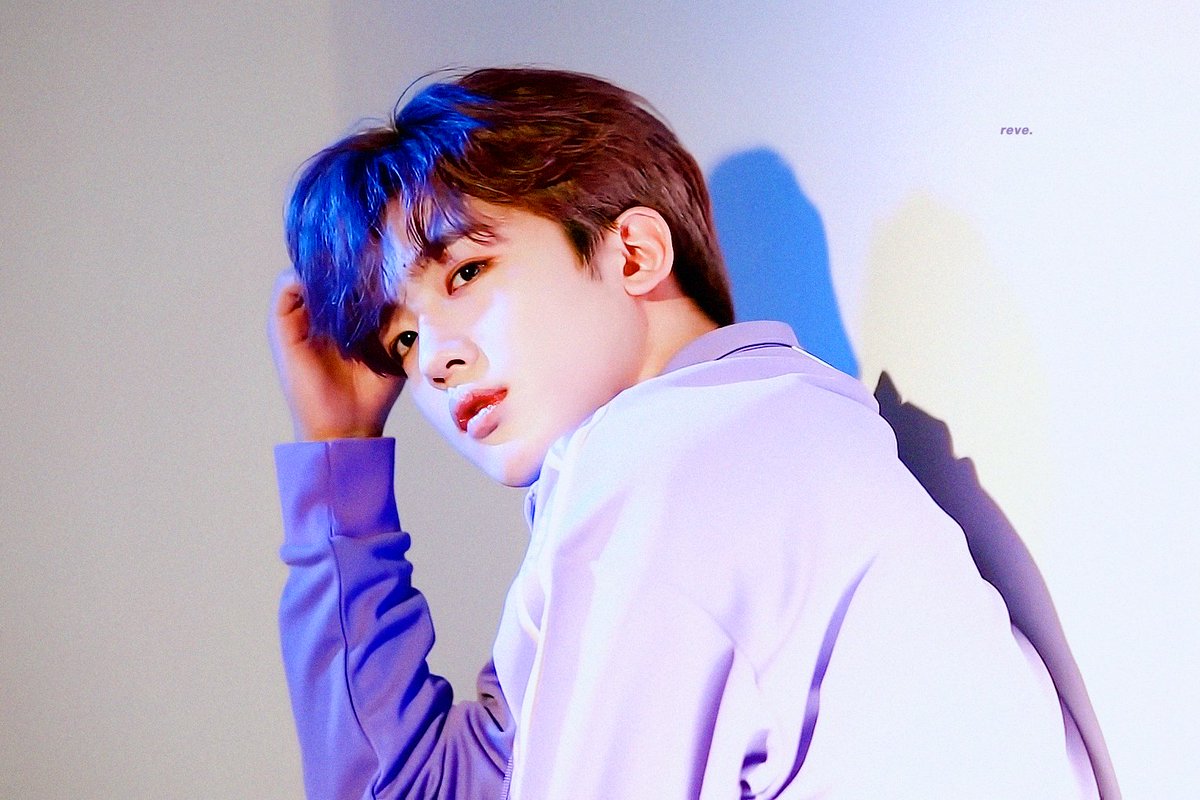 reve922's tweet photo. 200228 #김요한
https://t.co/J9dnVaGv5a
https://t.co/RRzMrDDWQE https://t.co/JhJfNueNJe
