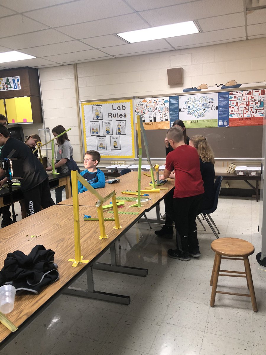 Fifth grade PBL is “rolling” along! Students are designing roller coasters to incorporate into a Theme Park. Future engineers at work. #STEM #bestyearever <a href="/theTSIN/">Tennessee STEM Innovation Network</a> <a href="/kgwoody3/">Keevin Woody</a> <a href="/LDMcfall/">LaDonna McFall</a>