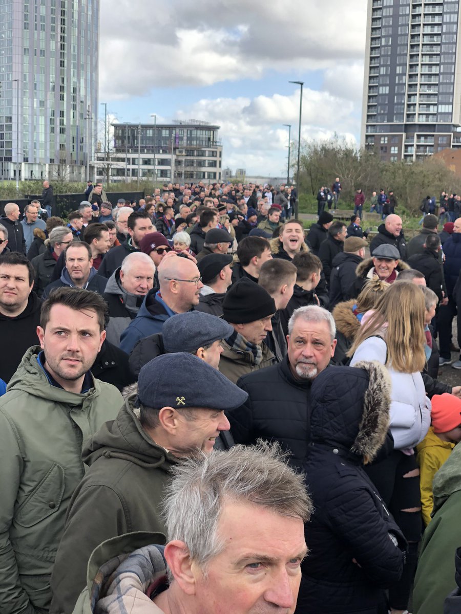 FansHaveRights's tweet image. I’ve been standing here for five minutes and #WHUFC fans on their #StrollOnGSB protest keep on coming and coming and coming and coming.  And still no end in sight.

All peaceful and good natured but discontent abundantly clear