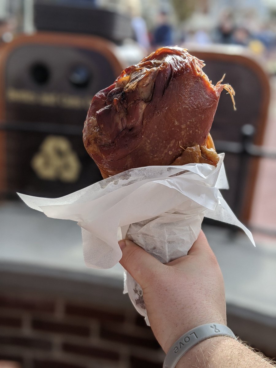 flightmac24's tweet photo. @WhismanSucks Dude! I feel ya! My life has been confusion since I ate one in  January. Lol 😂😂😂 https://t.co/vYomz1eFrs