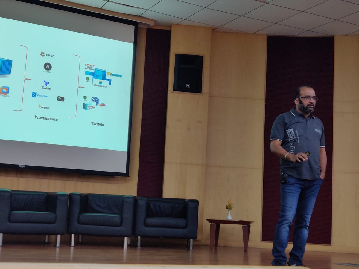 geeksinsights's tweet image. Today's session glimpses..it was great full-day packed session and awesome participants. @aioug_hyderabad @AIOUG thanks to @msjsr @AyeshaGeek other volunteers and TechMahindra for a wonderful venue.