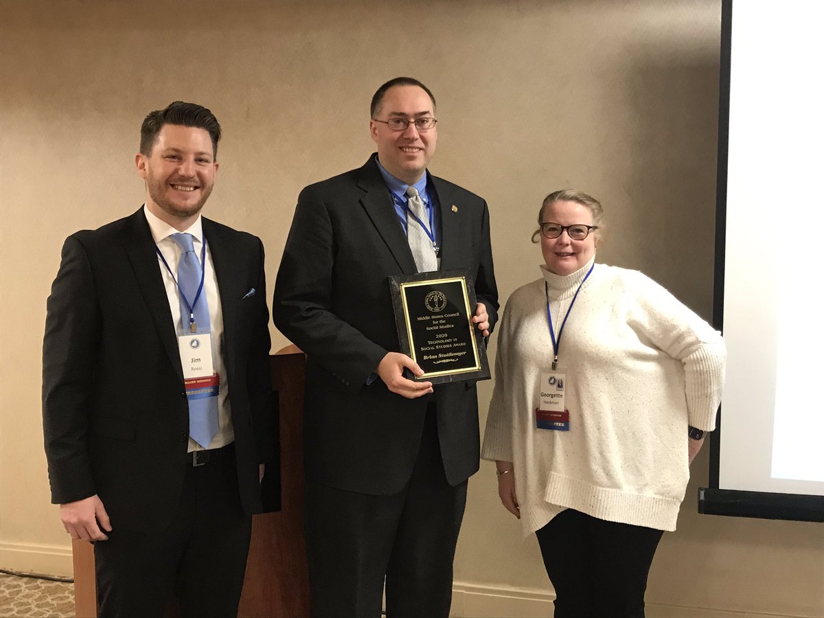 Kate Long Swan tweet media